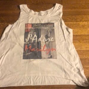 Marilyn Monroe shirt/ vintage/ womenswear/ white/ sleeveless/ comfortable